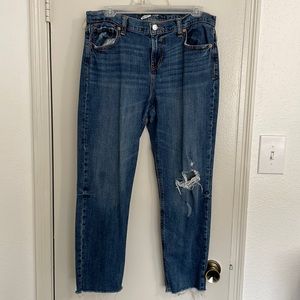 Boyfriend jeans, Old Navy, distressed